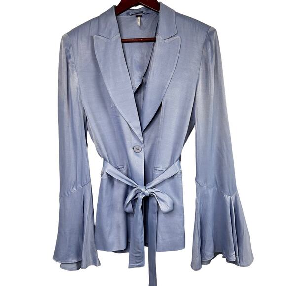 Free People Blazer Sz Small Frilled Cuff Lavender Satin Smooth Jacket  Romantic - Picture 3 of 15